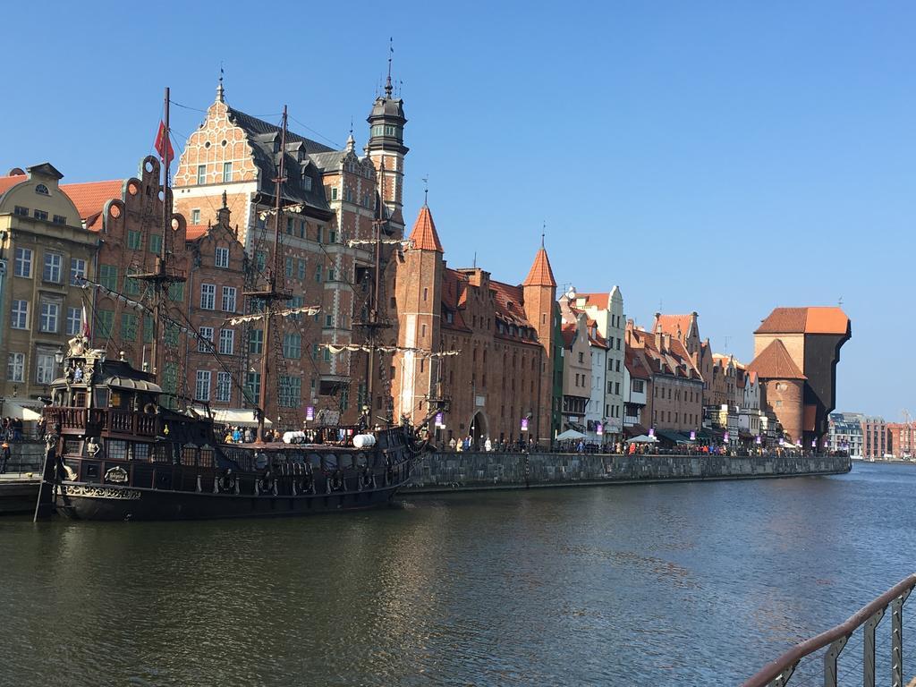 Apartamenty Dlugi Targ Gdansk Exterior foto
